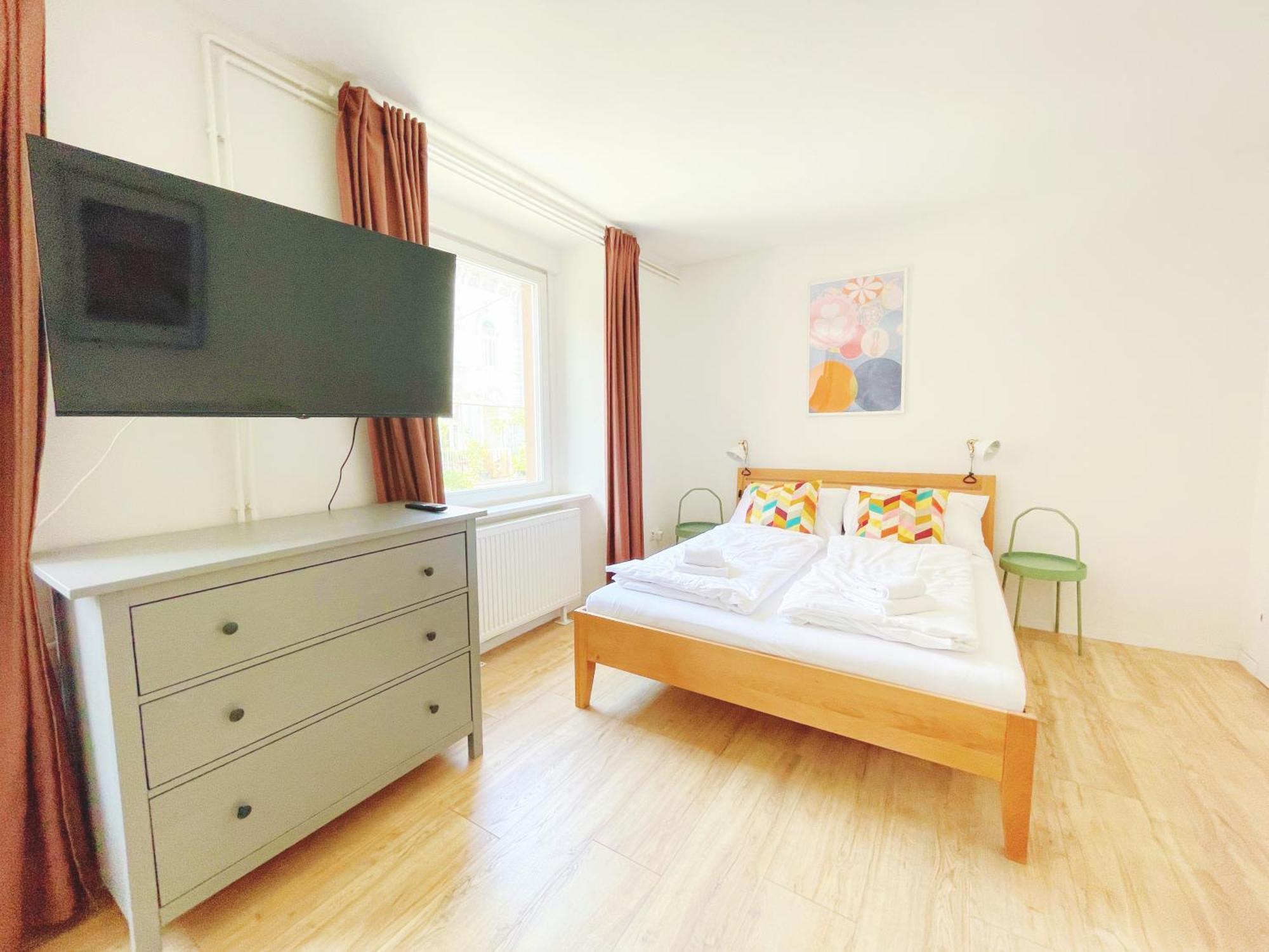 Contactless Self-Check-In - Stayhere Central City Suite 3 Graz Luaran gambar